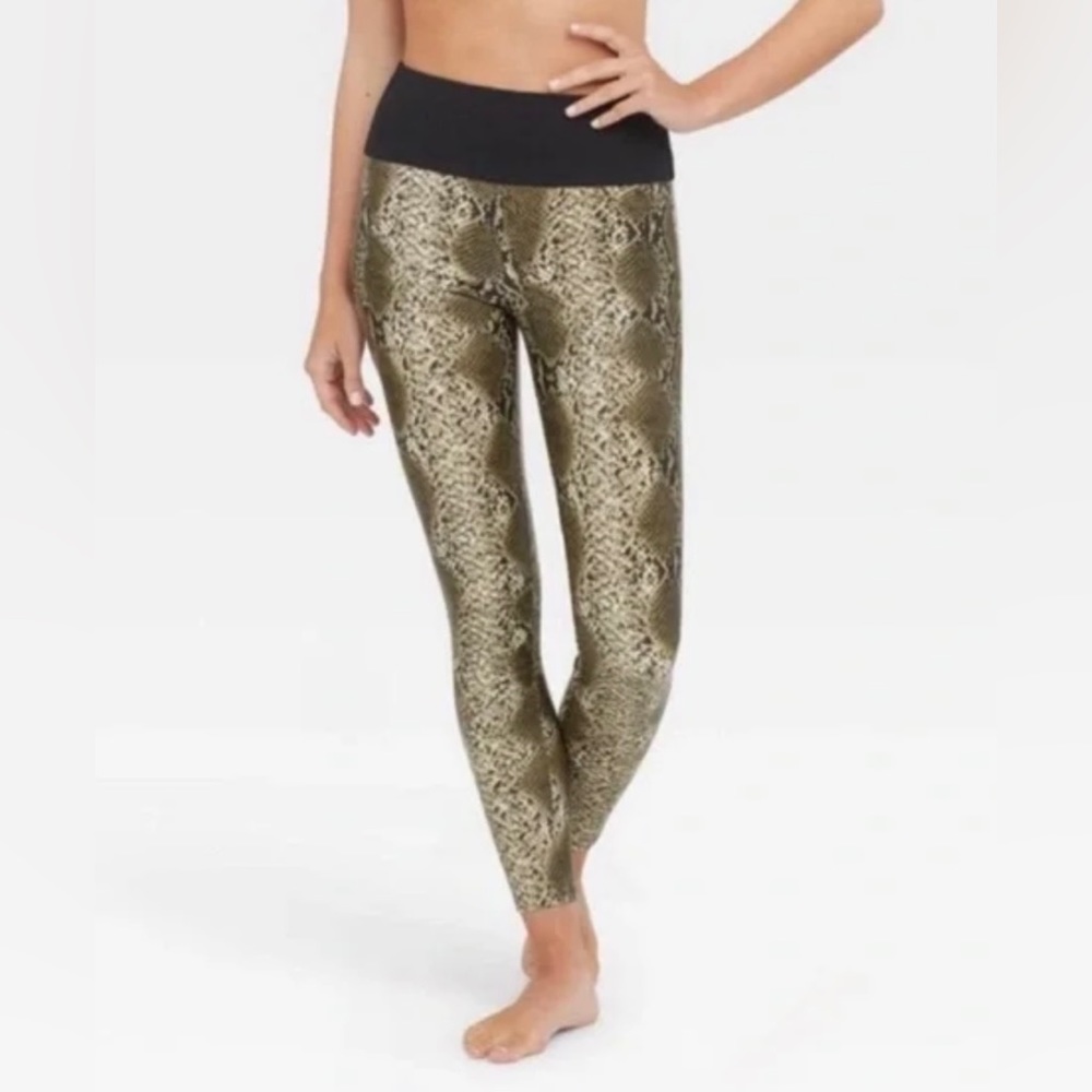 NWT Spanx Faux Leather Shaping Leggings